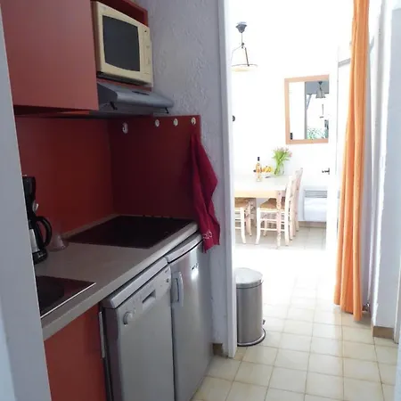 Avec Terrasse Et Piscine Chauffee Apartamento Saint-Raphaël