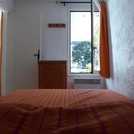 Apartamento Avec Terrasse Et Piscine Chauffee Saint-Raphaël