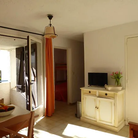 Avec Terrasse Et Piscine Chauffee Apartamento Saint-Raphaël